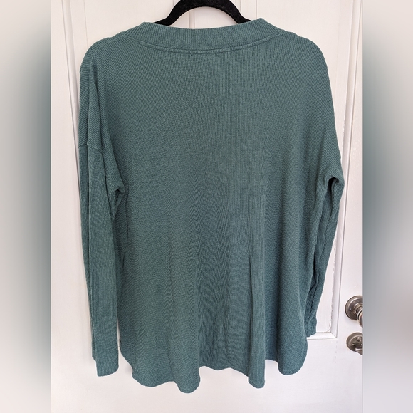 $10 SALE J Jill Long Sleeve Thermal Top V Neck size large sage green capsule - Picture 2 of 12